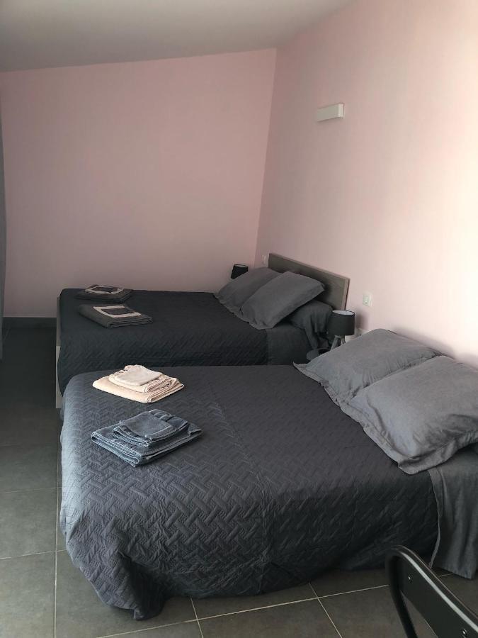 Chambres D'Hotes Chez Florence Montmerle-sur-Saone Buitenkant foto