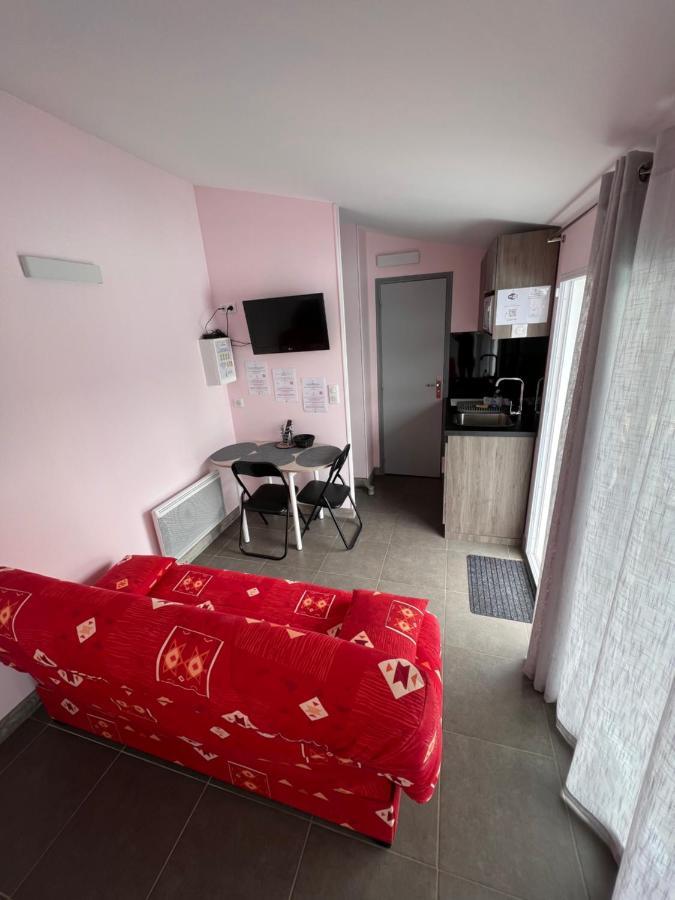 Chambres D'Hotes Chez Florence Montmerle-sur-Saone Buitenkant foto